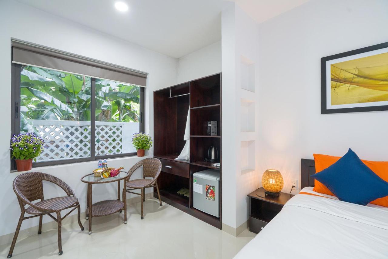 Deluxe Double Room Pool View