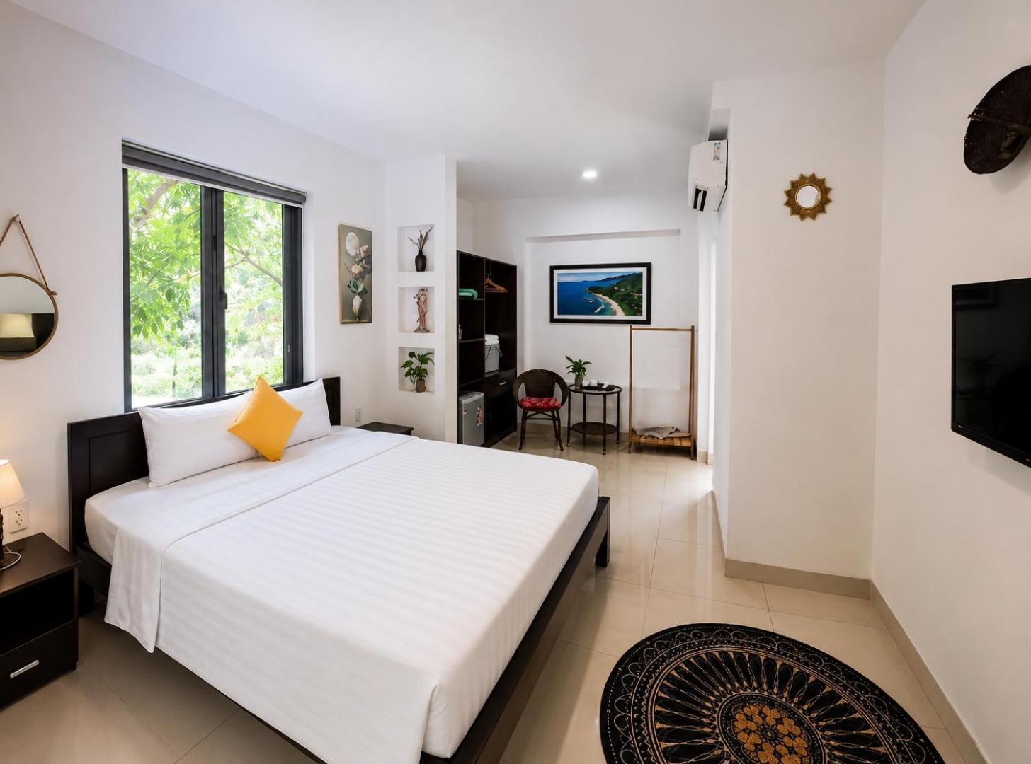 Deluxe Double Room Pool View